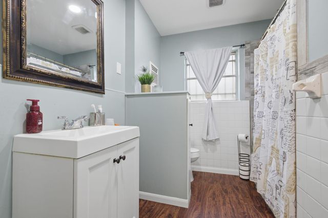 2202 French Place, Baytown, TX 77520