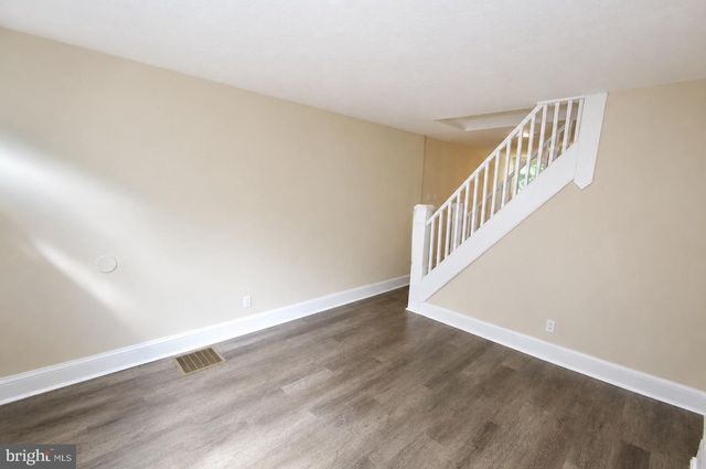 319 YORK ST, Burlington, NJ 08016