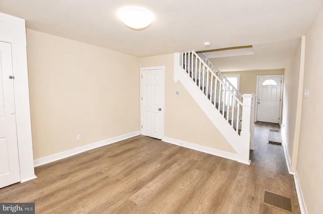 319 YORK ST, Burlington, NJ 08016
