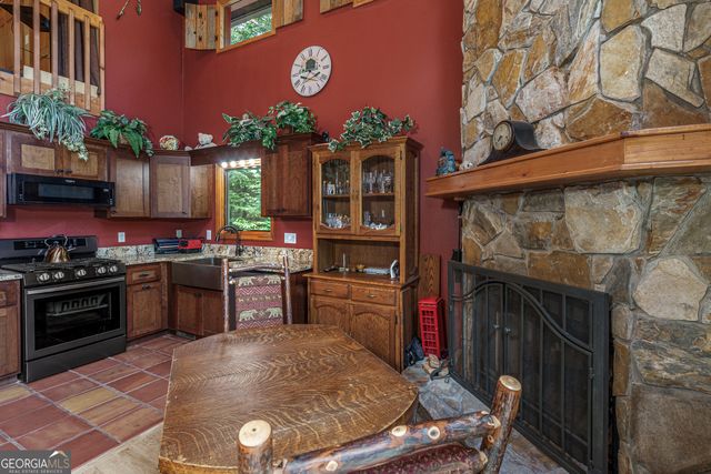 659 Lonesome Pine Road, Murphy, NC 28906