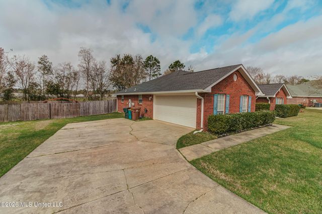 11321 Peyton Drive, Gulfport, MS 39503