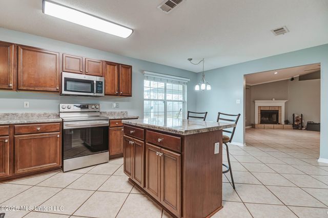 11321 Peyton Drive, Gulfport, MS 39503