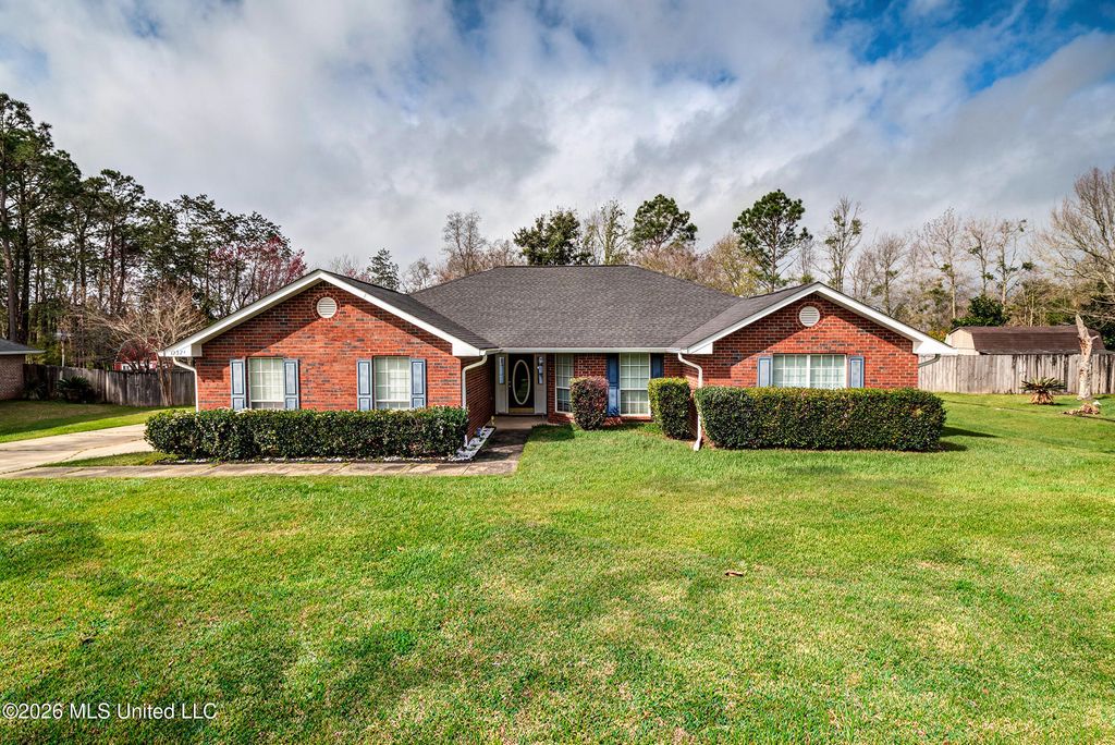 11321 Peyton Drive, Gulfport, MS 39503