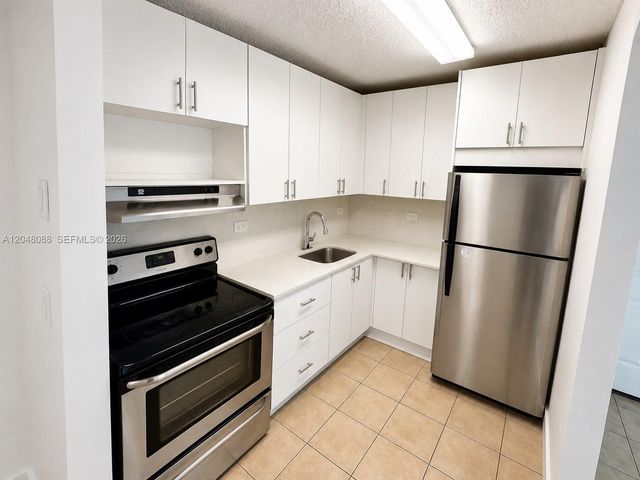 7095 NW 179th Street 209, Hialeah, FL 33015