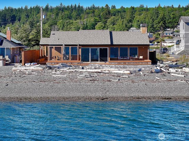 177 Keystone Avenue, Coupeville, WA 98239