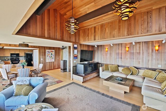 177 Keystone Avenue, Coupeville, WA 98239