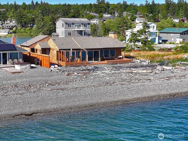 177 Keystone Avenue, Coupeville, WA 98239