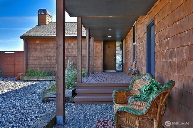 177 Keystone Avenue, Coupeville, WA 98239