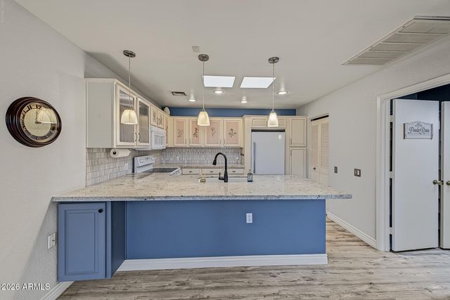 14300 W BELL Road 438, Surprise, AZ 85374