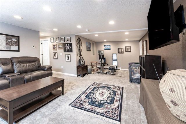 1113 SUNSET DRIVE, Fairbanks, AK 99709