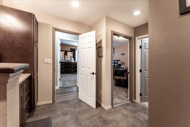 1113 SUNSET DRIVE, Fairbanks, AK 99709