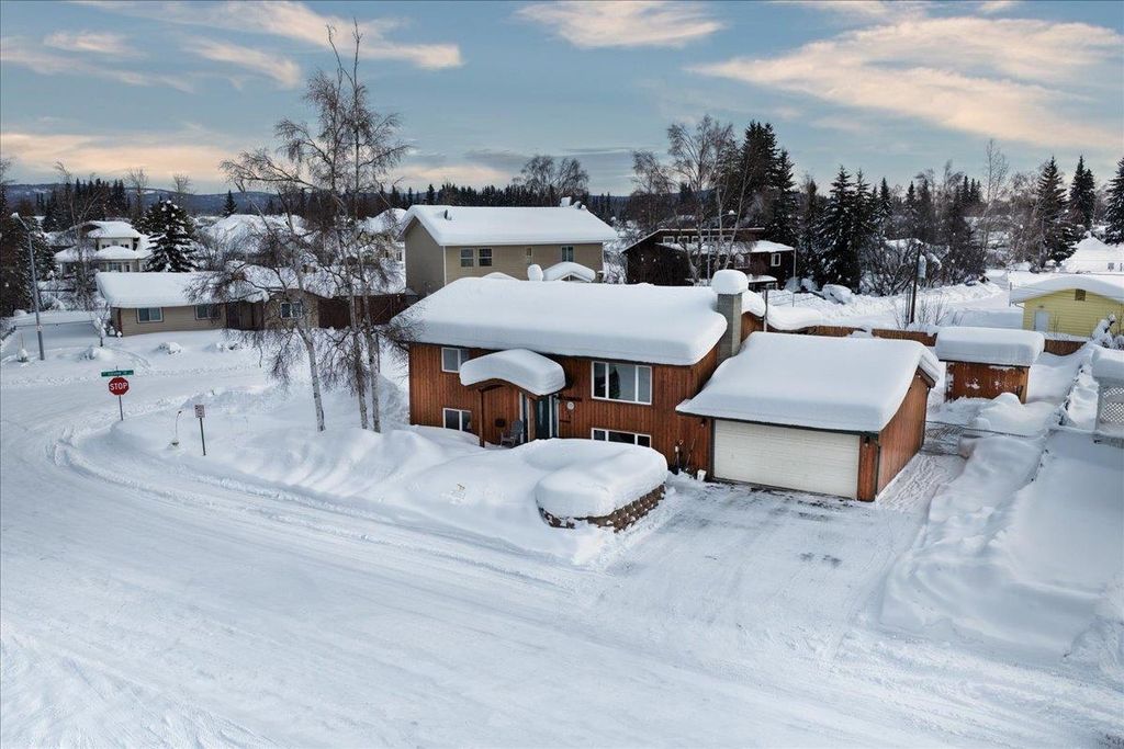 1113 SUNSET DRIVE, Fairbanks, AK 99709