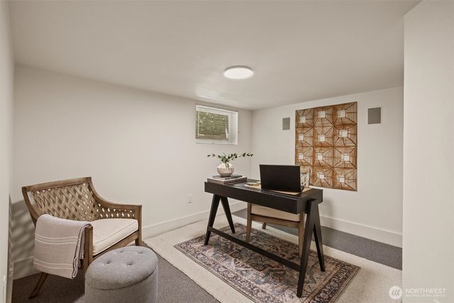 938 18th Avenue E, Seattle, WA 98112