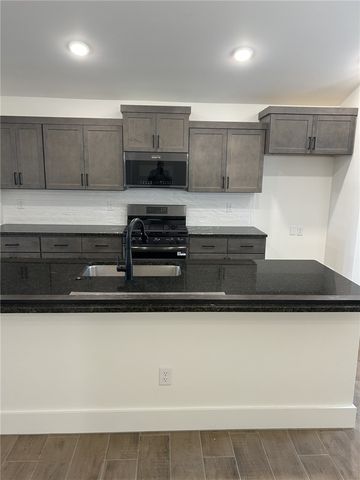 1716 Farmer Street, Pea Ridge, AR 72751