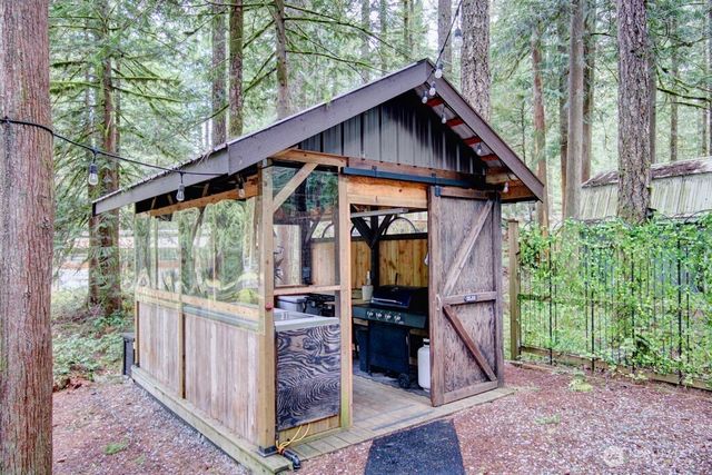 122 Schinn Canyon Circle, Deming, WA 98244