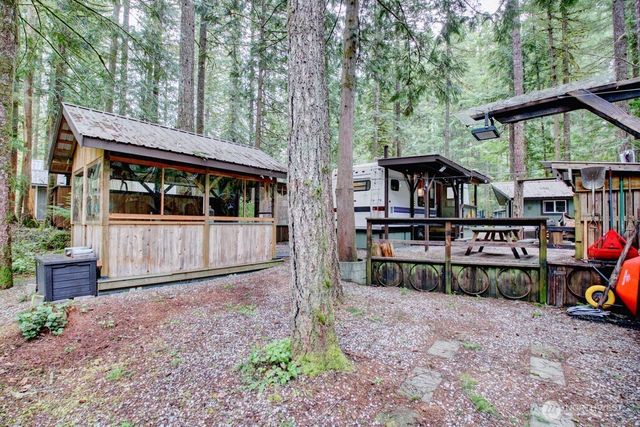 122 Schinn Canyon Circle, Deming, WA 98244