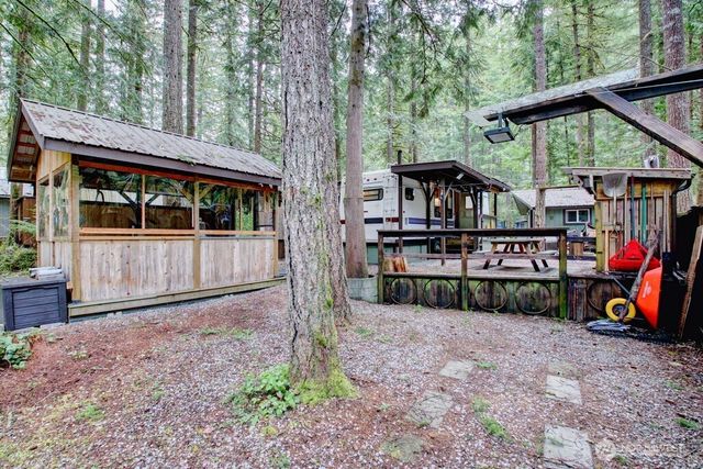 122 Schinn Canyon Circle, Deming, WA 98244