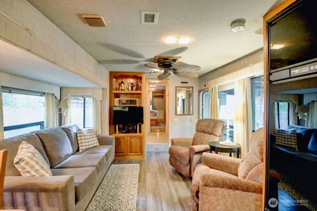 122 Schinn Canyon Circle, Deming, WA 98244