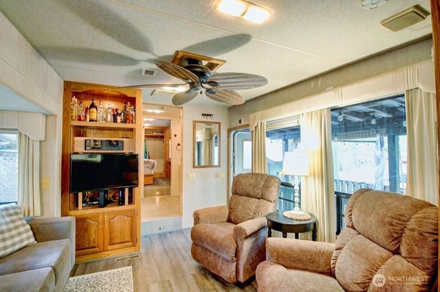 122 Schinn Canyon Circle, Deming, WA 98244