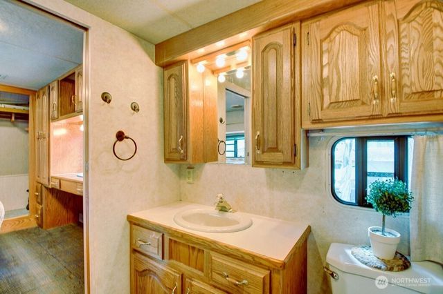 122 Schinn Canyon Circle, Deming, WA 98244