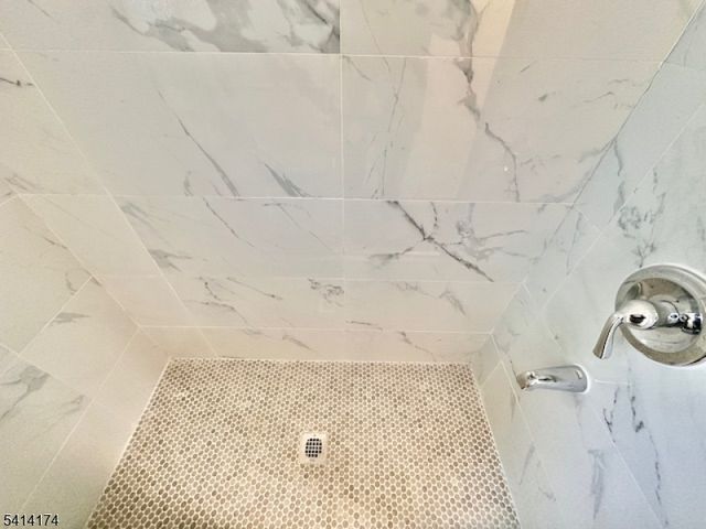 5 Gardner Pl, Sayreville Boro, NJ 08859