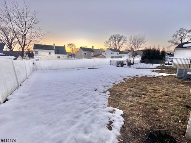 5 Gardner Pl, Sayreville Boro, NJ 08859