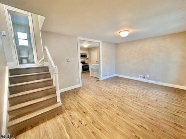 5 Gardner Pl, Sayreville Boro, NJ 08859