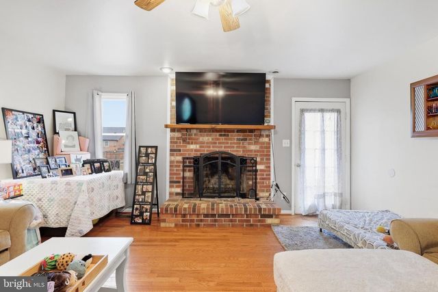 4517 SUSANNE DR, Fredericksburg, VA 22408