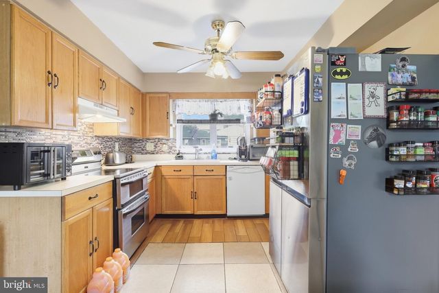4517 SUSANNE DR, Fredericksburg, VA 22408