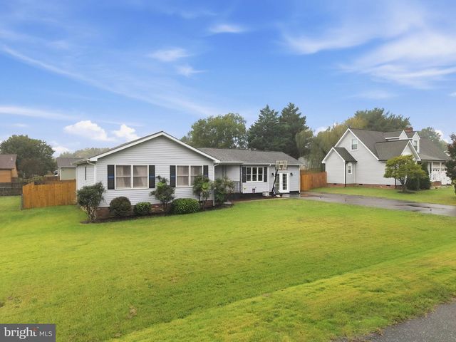 4517 SUSANNE DR, Fredericksburg, VA 22408