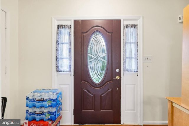 4517 SUSANNE DR, Fredericksburg, VA 22408