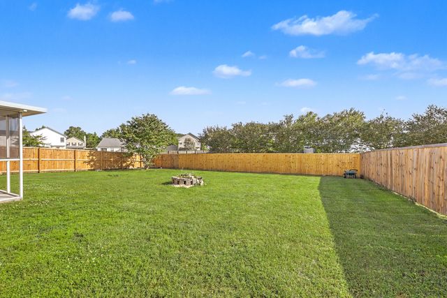 300 Dunning Road, Summerville, SC 29486