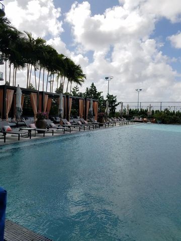 121 NE 34 ST 811, Miami, FL 33137