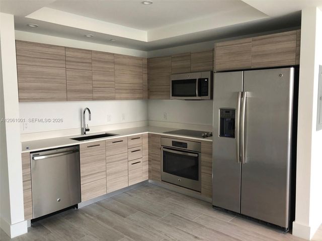 121 NE 34 ST 811, Miami, FL 33137