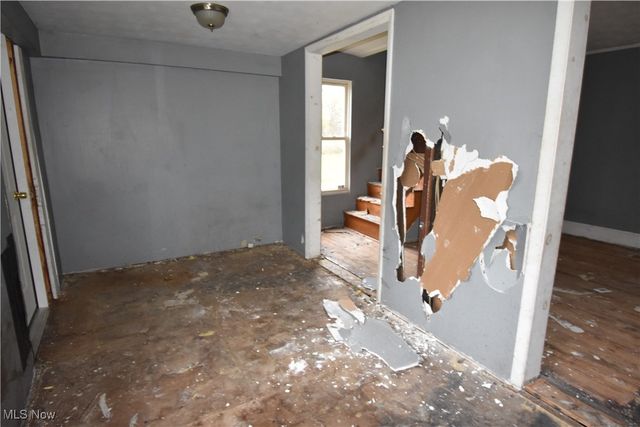 922 W 37th Street, Ashtabula, OH 44004