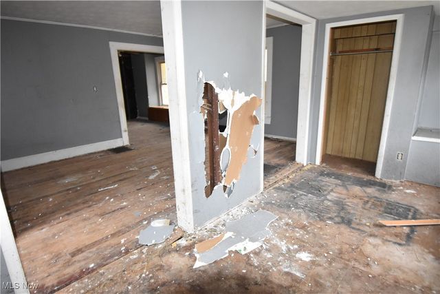 922 W 37th Street, Ashtabula, OH 44004