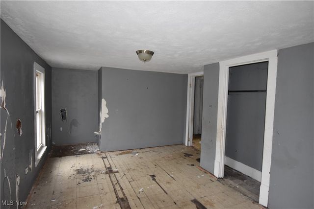 922 W 37th Street, Ashtabula, OH 44004