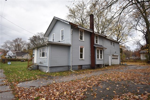 922 W 37th Street, Ashtabula, OH 44004