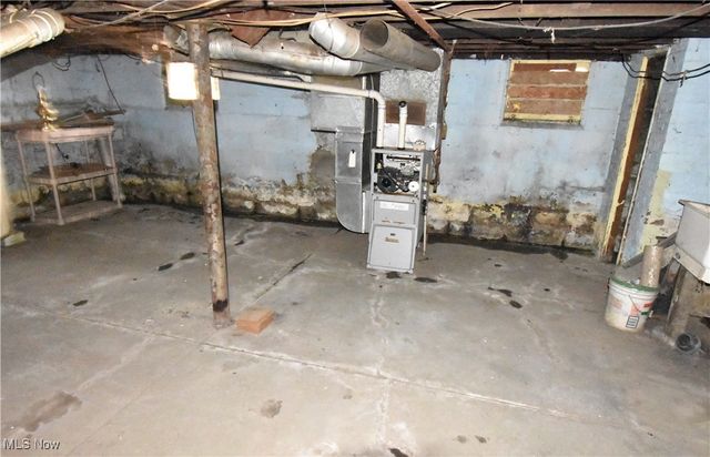 922 W 37th Street, Ashtabula, OH 44004