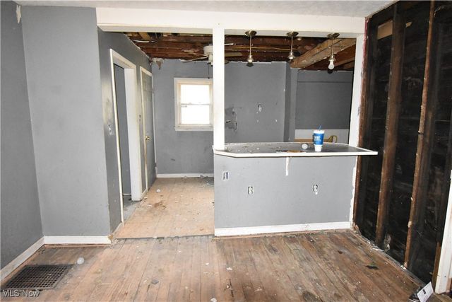 922 W 37th Street, Ashtabula, OH 44004