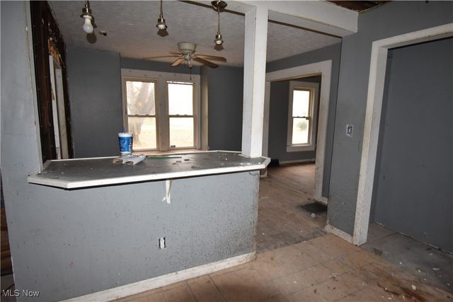 922 W 37th Street, Ashtabula, OH 44004