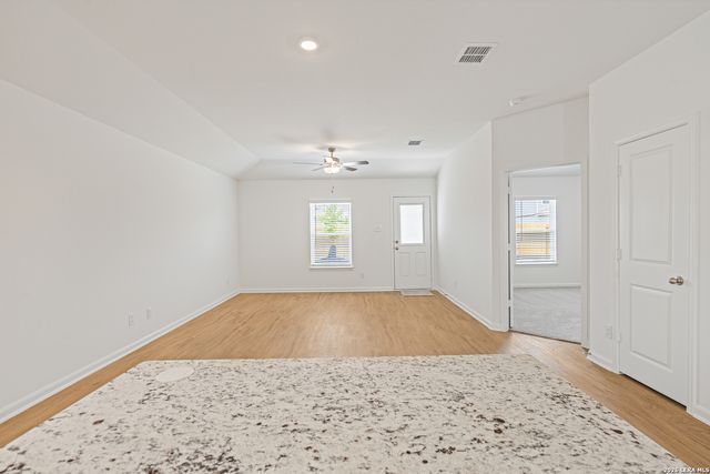 11746 Luckey Villa, San Antonio, TX 78252