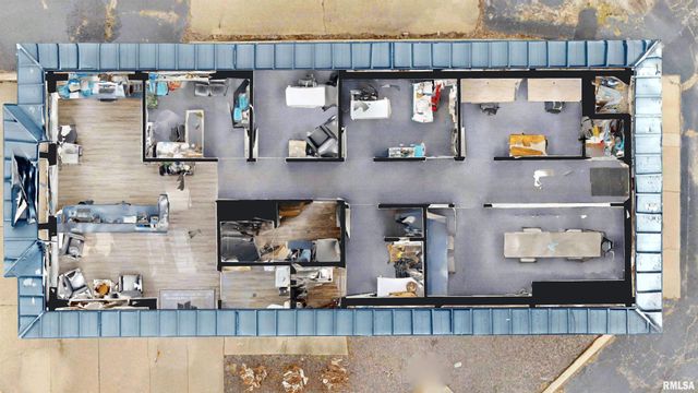 1100 E WASHINGTON Street, East Peoria, IL 61611