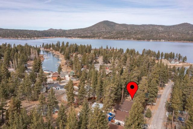 332 Vista, Big Bear Lake, CA 92315