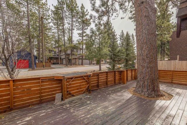 332 Vista, Big Bear Lake, CA 92315