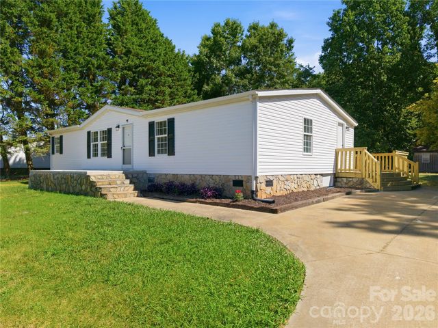 3940 Teaberry Lane, Newton, NC 28658