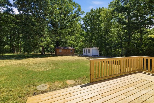 3940 Teaberry Lane, Newton, NC 28658