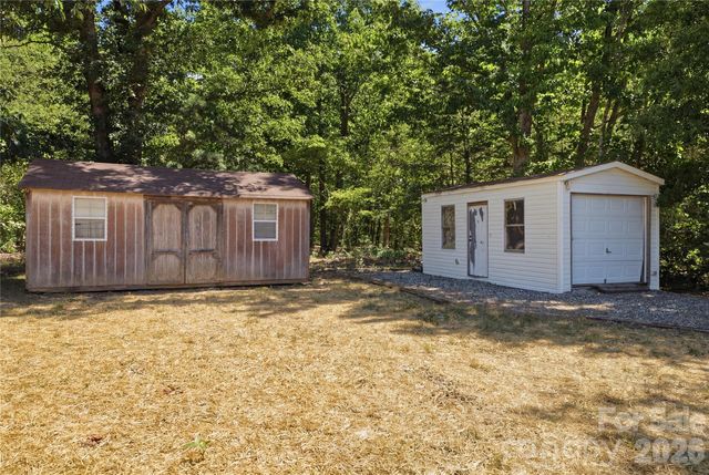 3940 Teaberry Lane, Newton, NC 28658