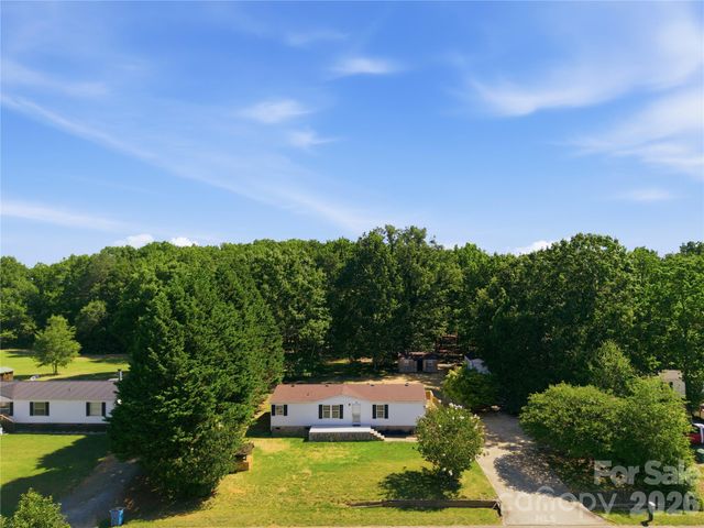 3940 Teaberry Lane, Newton, NC 28658