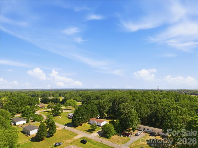 3940 Teaberry Lane, Newton, NC 28658